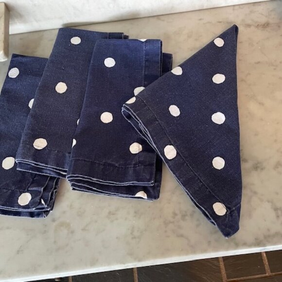 KATE SPADE Charlotte Street Napkins Navy White Polka Dot 4 - Picture 7 of 14